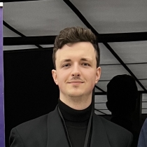 Profile picture for user Владислав Пертахія